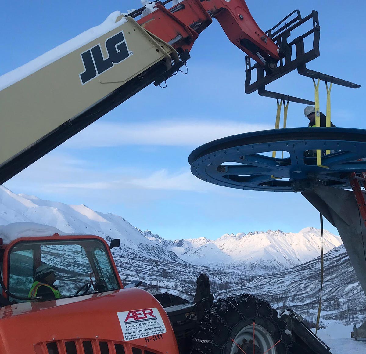 Remote Alaska Solutions sets the upper bullwheel at Skeetawk