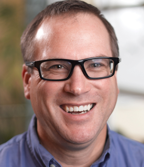 Ben Momblow headshot